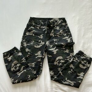 Royalty Camo Joggers Size 6